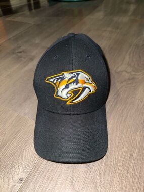 Nashville Predators Black Baseball Cap with Team Logo